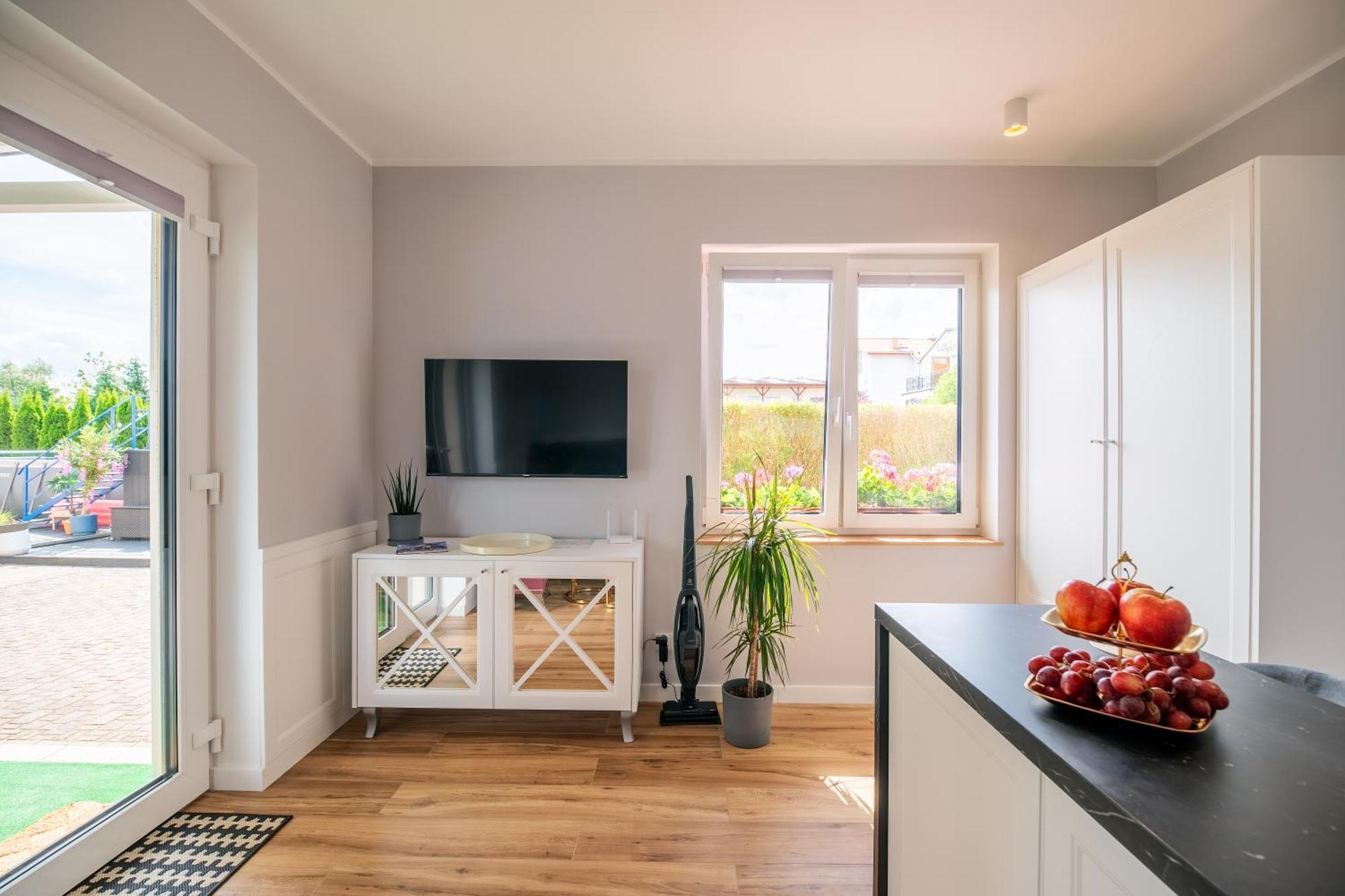 Mielnova Adults Only Apartment เมียลโน ภายนอก รูปภาพ
