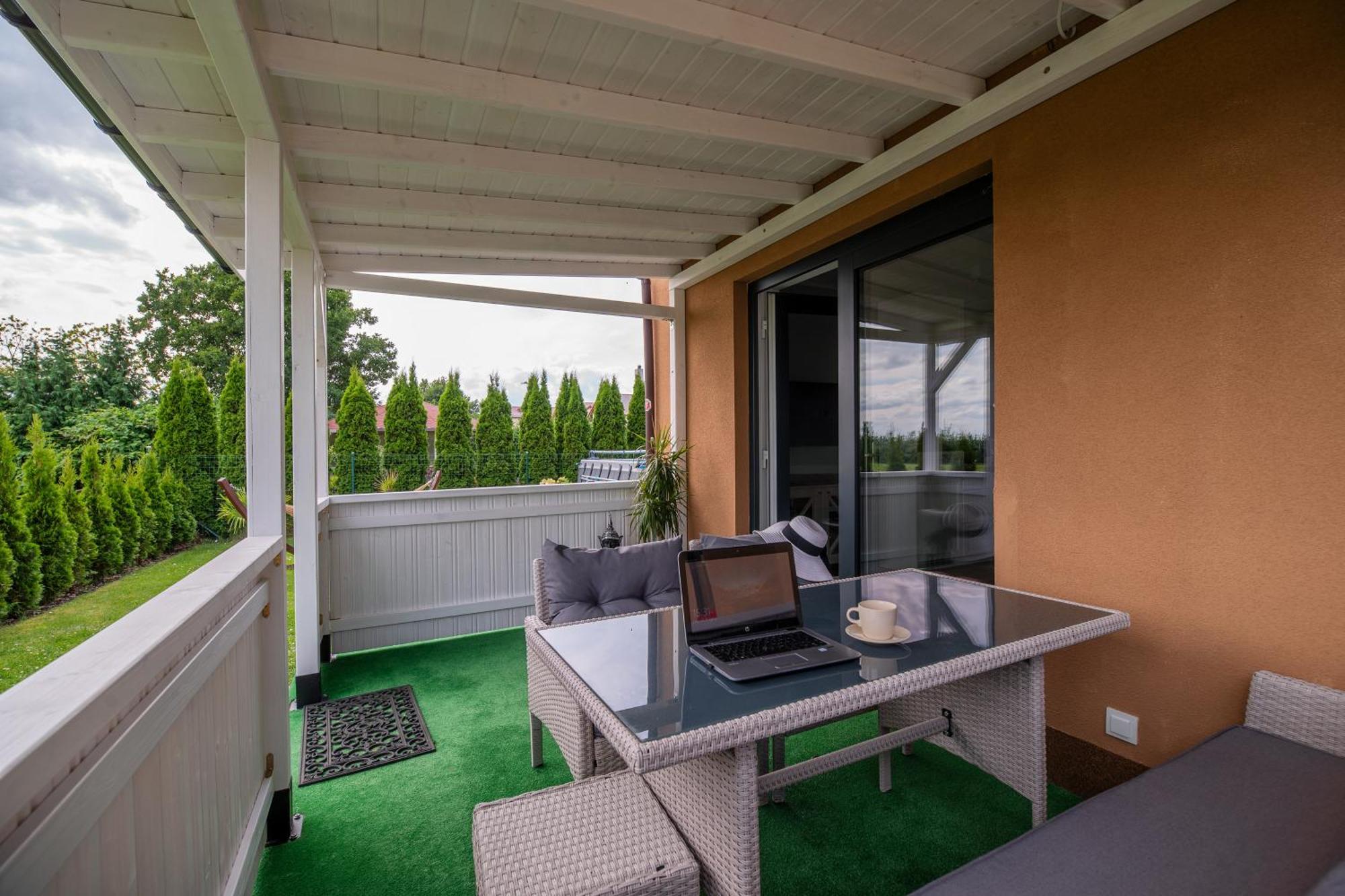 Mielnova Adults Only Apartment เมียลโน ภายนอก รูปภาพ
