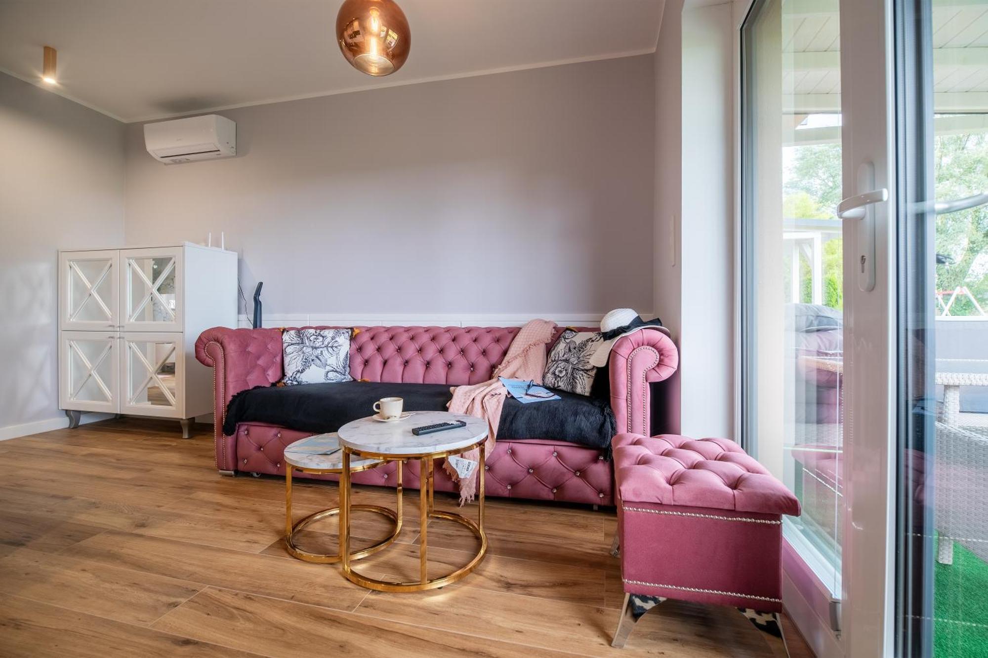 Mielnova Adults Only Apartment เมียลโน ภายนอก รูปภาพ